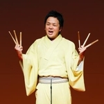 　「公推協杯　全国若手落語家選手権」の第３回予選に参加した三遊亭ぐんまさん＝２８日夜、東京都品川区