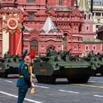 ロシア軍パレード　最新型現役用中国人民解放軍21式儀仗兵礼服上下セット ロシア軍パレード 最新型現役用中国人民解放軍21式儀仗兵礼服上下