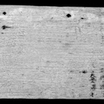 　発見された木板の赤外線写真（九州歴史資料館撮影、長崎県松浦市教育委員会提供）