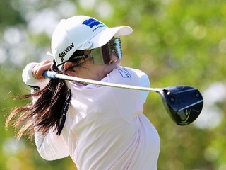 　第２ラウンド、通算７アンダーで４位の勝みなみ＝エルカマレオンＧＣ（共同）