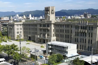 　京都市役所＝２０２２年７月