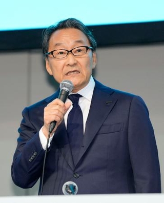 　一部製品の品質不正を巡り、記者会見するニデックの岸田光哉社長＝１３日午後、東京都内