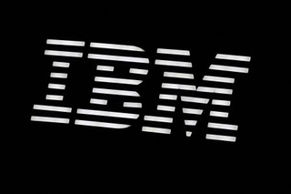 　米ＩＢＭのロゴ＝１２日、カナダ・バンクーバー（ロイター＝共同）