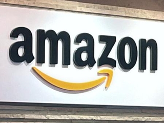 　アマゾンのロゴマーク