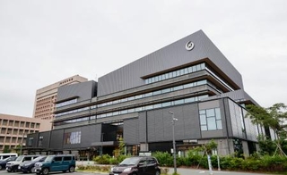 　熊本県八代市役所＝２８日午後