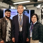 　集会に登壇した（右から）被爆２世の韓正淳さん、韓国原爆被害者協会陜川支部長の沈鎮泰さん、ベネティック・カブア・マディソンさん＝４月３０日、ニューヨーク（共同）