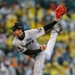 　３勝目を挙げた阪神・才木＝甲子園
