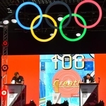 　「オリンピック・ｅスポーツ・シリーズ」のアーチェリー競技＝２０２３年６月、シンガポール（共同）