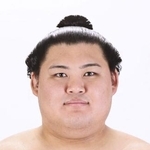 　大の里