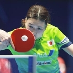 　女子準々決勝のウクライナ戦でプレーする橋本帆乃香＝ロンドン（共同）