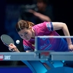 　女子準決勝のドイツ戦でプレーする橋本帆乃香＝ロンドン（ＡＰ＝共同）