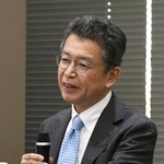 　記者会見する香取秀俊東京大教授＝１２日午後、川崎市