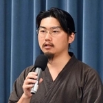 　記者会見する八十島士希さん＝１４日午後、東京都千代田区