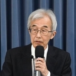 　政府の地震調査委員会の会合後、記者会見する小原一成委員長＝１４日午後、東京都千代田区