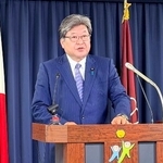 　記者会見する自民党の萩生田幹事長代行＝１８日午後、東京・永田町の党本部
