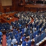 　防災庁設置関連法案を可決した衆院本会議＝１９日午後