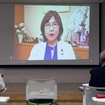 　再審制度の見直しを目指す市民団体の集会に寄せられた自民党の稲田元防衛相のビデオメッセージ＝２０日午後、東京都文京区