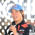 　取材に応じるトヨタの勝田貴元＝２１日、東京都港区