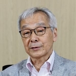 　インタビューに応じる土師守さん
