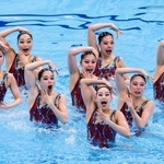 　チームＴＲ　日本代表の演技＝東京アクアティクスセンター