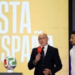 　Ｗ杯北中米３カ国大会のスペイン代表メンバーを発表するデラフエンテ監督＝２５日、マドリード（ロイター＝共同）