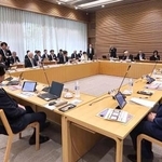 　東京都内で開かれた関東地方知事会の定例会合＝２６日午後