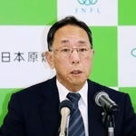 　記者会見する日本原燃の増田尚宏社長＝２８日午前、青森市