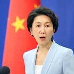 　記者会見する中国外務省の毛寧報道局長＝２８日、北京（共同）