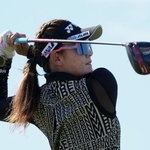 　第２ラウンド、通算４アンダーで２位の岩井千怜＝シービュー（共同）