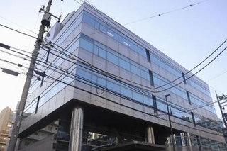　日本郵便東京支社が入るビル＝東京都江東区