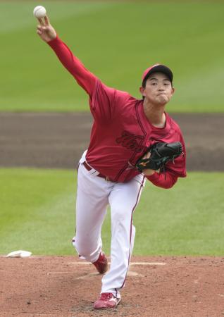 　楽天戦に先発し、７回無失点で５勝目を挙げた広島・岡本＝楽天モバイルパーク