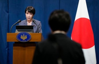 　Ｇ７サミットを終え、記者会見する高市首相＝１７日、フランス東部アルシャン（共同）