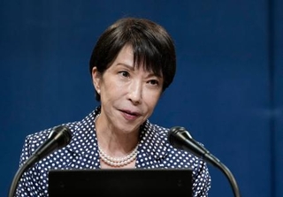 　Ｇ７サミットを終え、記者会見する高市首相＝１７日、フランス東部アルシャン（共同）