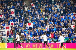 　チュニジア戦で盛り上がる日本サポーター＝モンテレイ（共同）