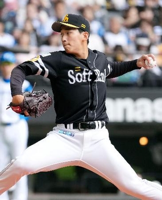 　日本ハム戦に先発し７回無失点で５勝目を挙げたソフトバンク・前田悠＝エスコンフィールド
