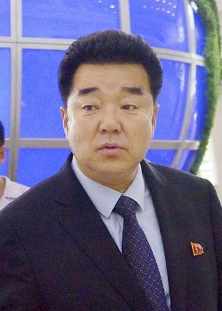　北朝鮮の金日国体育相
