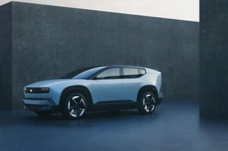 　ホンダが開発を中止したＥＶシリーズ「Ｈｏｎｄａ　０（ゼロ）」の「ＳＵＶ」のプロトタイプ