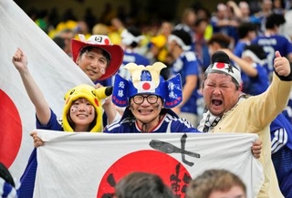 　ブラジル戦で盛り上がる日本サポーター＝ヒューストン（共同）