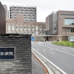 　熊本市の熊本大病院＝２日午後