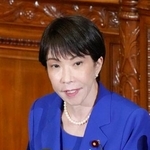 　衆院本会議で答弁する高市首相＝３日午後