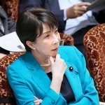 　参院予算委で質問を聞く高市首相＝５日午前