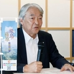 　記者会見する奈良県明日香村の森川裕一村長＝６日午前、奈良県庁