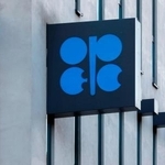 　石油輸出国機構（ＯＰＥＣ）本部に掲げられたロゴ＝２０２２年３月、ウィーン（ＡＰ＝共同）