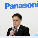 　投資家向けのオンライン説明会で発言するパナソニックＨＤの楠見雄規社長＝８日午後