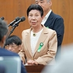 　衆院法務委で参考人として出席し、発言する袴田ひで子さん＝９日午前
