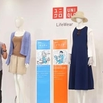 　暑さの質の違いに応じた着こなしを提案するユニクロの説明会＝１日、東京都内
