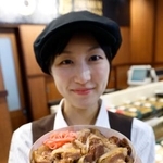 　「松屋ＰＲＥＭＩＵＭ」の店舗で提供される牛めし＝１０日午前、東京・銀座