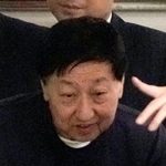 　警視庁目白署に入る長沢恵一容疑者＝８日