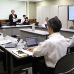 　環境省近畿地方環境事務所が初めて開いたクマ被害対策に関する連絡会議＝１１日午後、大阪市