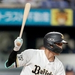 　７回オリックス２死一、三塁、西川が右前に適時打を放つ＝京セラドーム